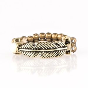 Heads or TAILFEATHERS - Paparazzi Ring